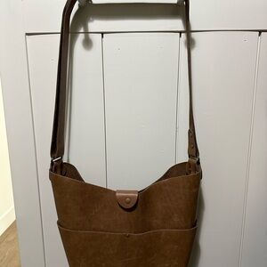 Orcas Island Leather Goods Sidney Brown Leather Shoulder Bag bucket bag in Toast